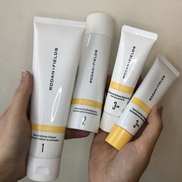 (Factory Sealed) Rodan + Fields REVERSE REGIMEN New Formula - Picture 2 of 3